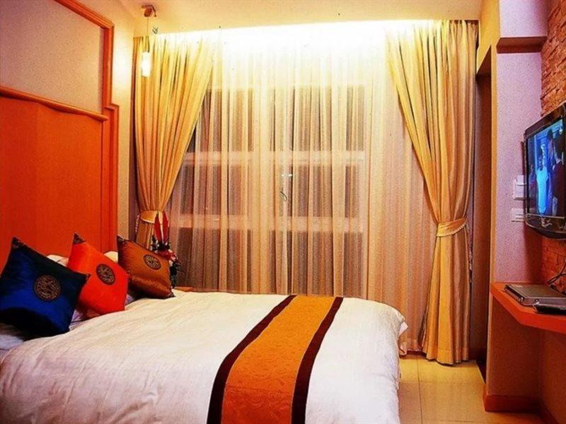 Upar Hotels Sukhumvit 11 Nana Bangkok Bagian luar foto